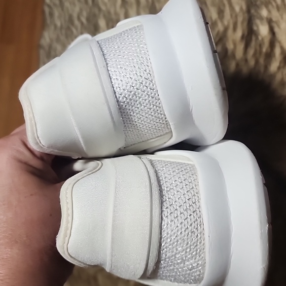 Adidas equipment - Picture 4 of 8